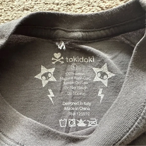 Lot of 3 Tokidoki T-Shirts size L - Picture 7 of 10